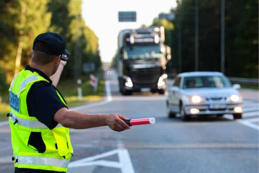 Leis de trnsito: veja o que mudou e viaje mais seguro. | Auto Center So Cristvo | Silva Jardim - Casimiro de Abreu